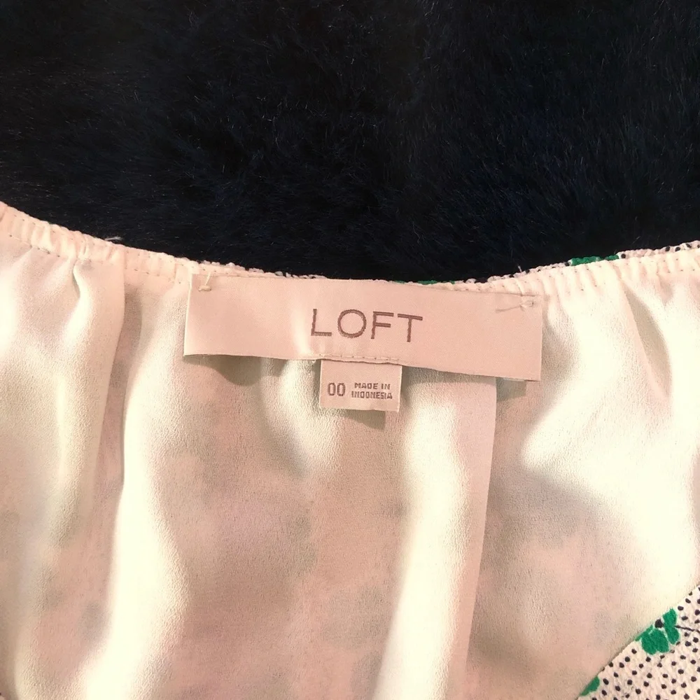 Loft Spring Dress - Picture 3 of 5